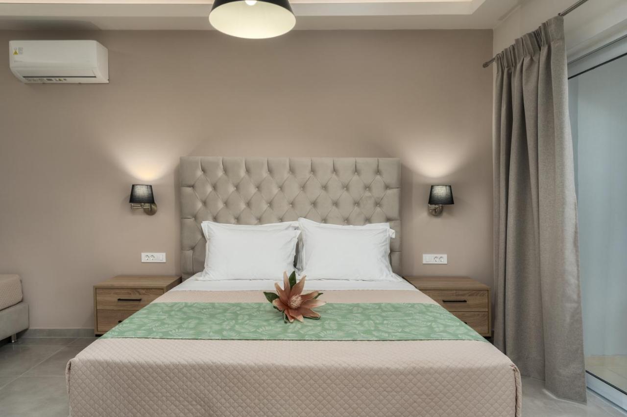 Iris & Rhea Junior Suites チィリヴィ エクステリア 写真