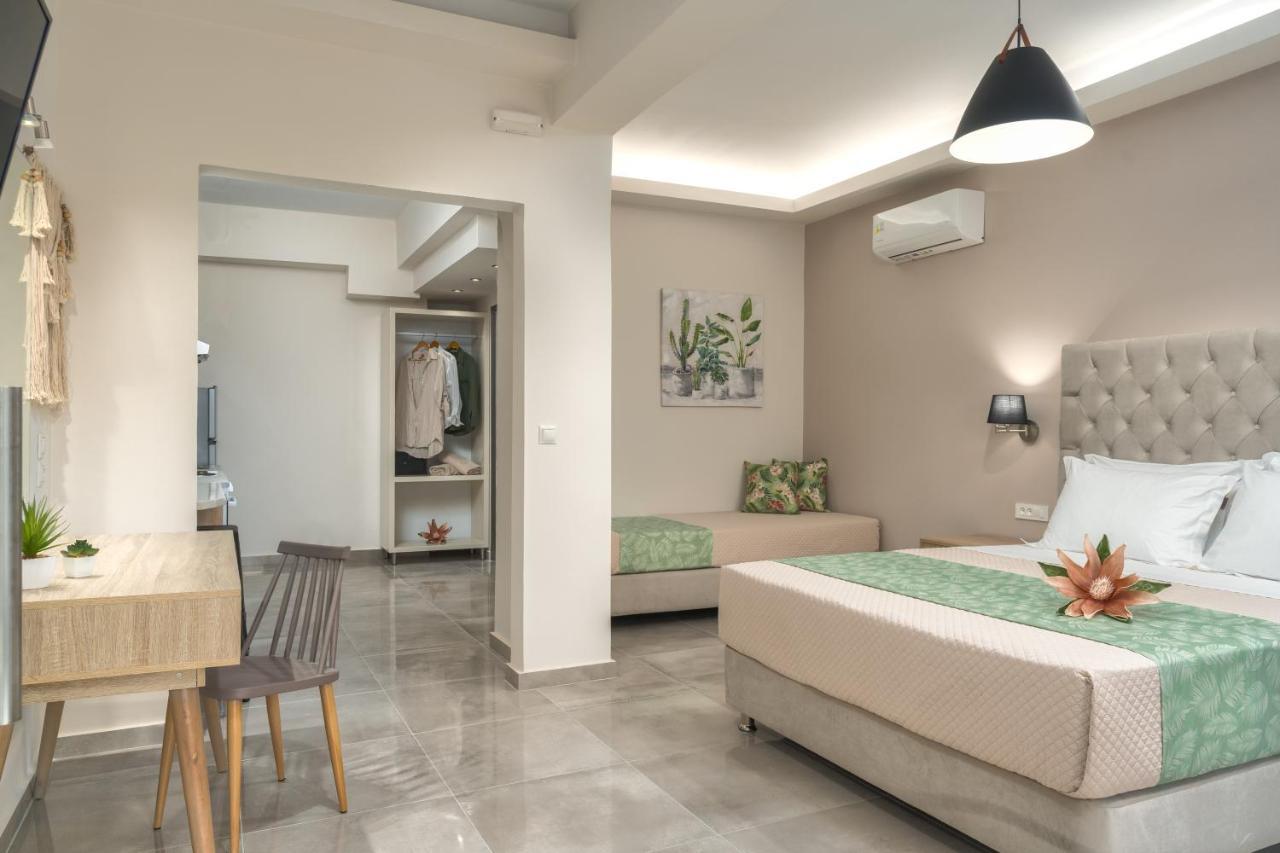 Iris & Rhea Junior Suites チィリヴィ エクステリア 写真
